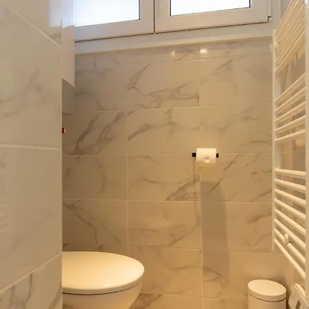 Parking Free - Cosy & Elegant Apartment *